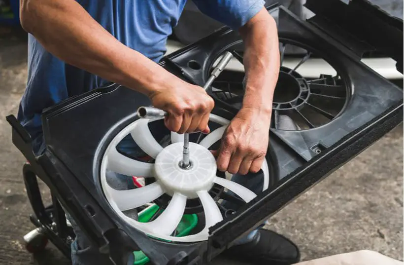 Checking the Radiator Fan