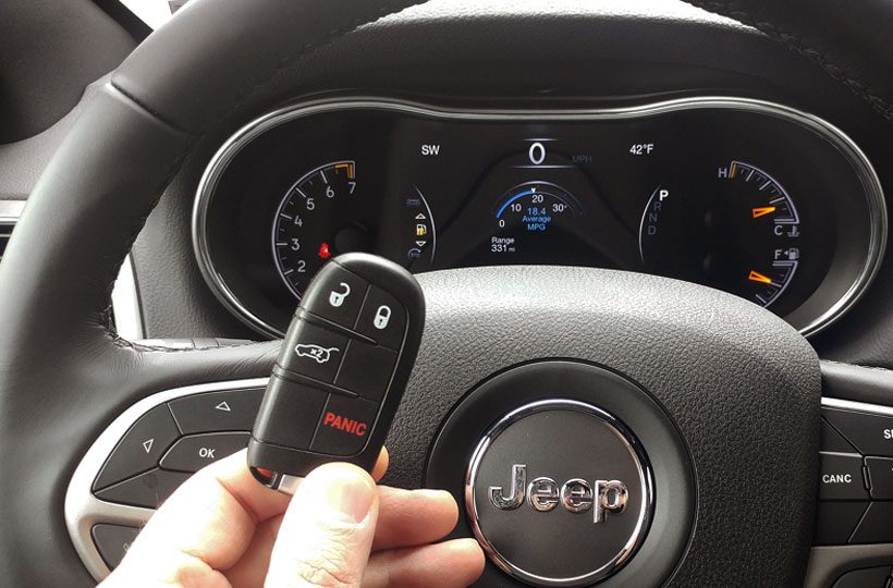thumbnail image 2 of Keyz4less Remote Key Fob For 2006-2007 Jeep Grand Cherokee – Black, OHT692713AA Compatible 2 of 4